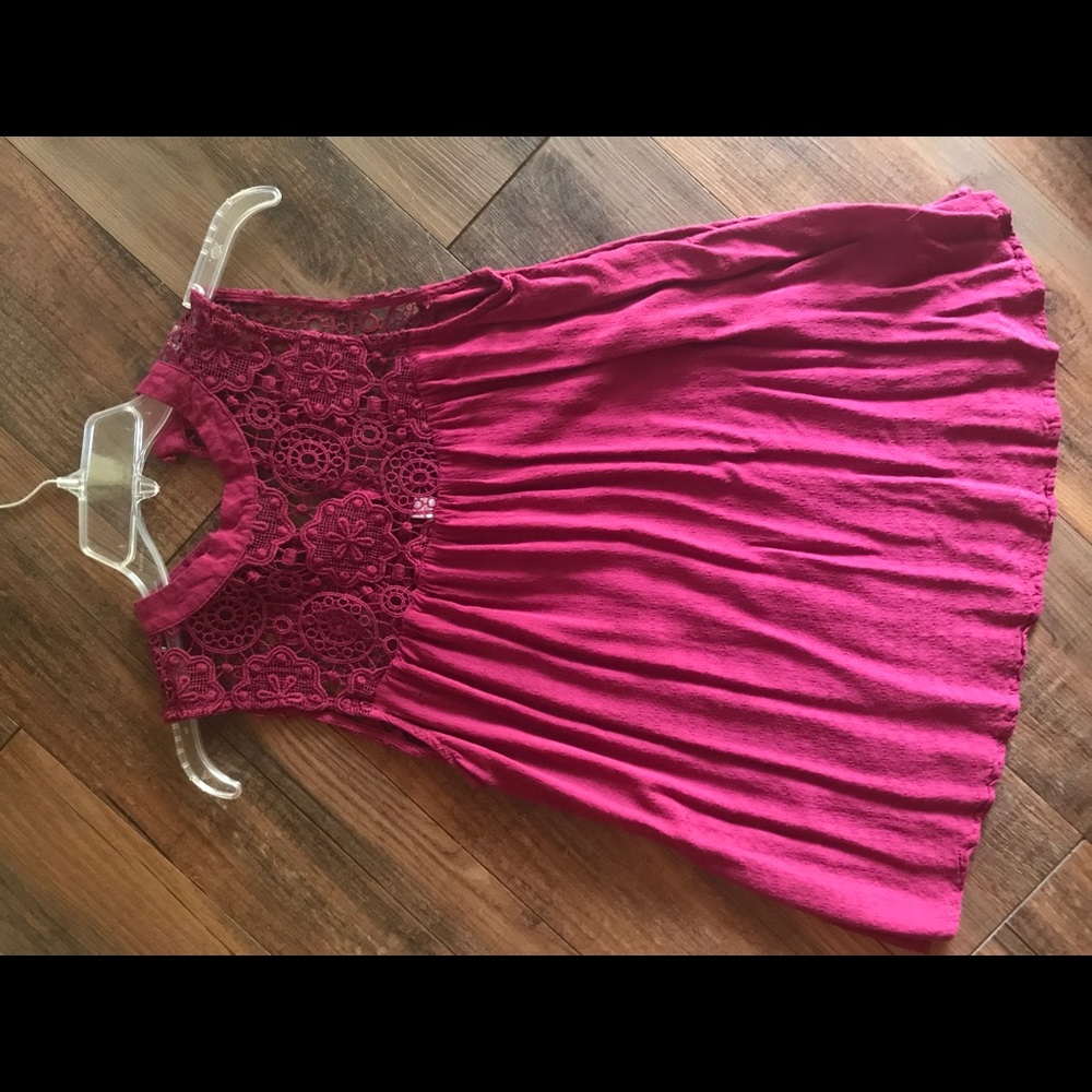 Burgundy tank